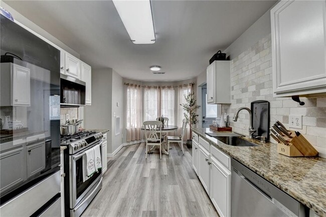 Building Photo - 4317 Holliday Rd