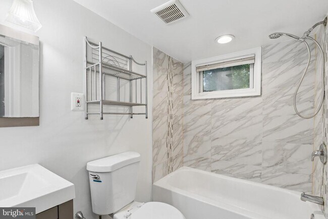 Building Photo - 139 Ventnor Terrace