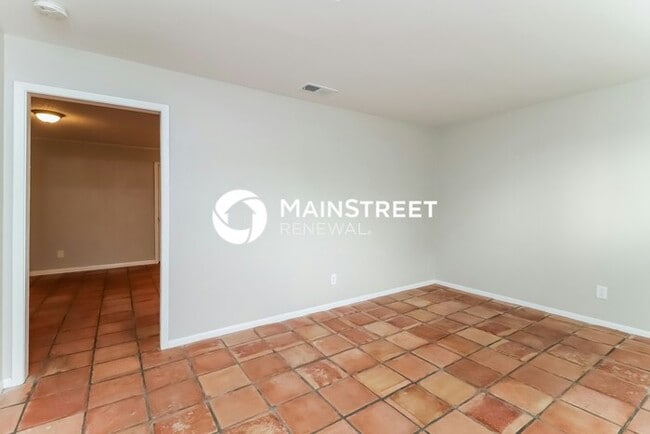 Primary Photo - 3 Bedroom Pet-Friendly Home in Weatherford...