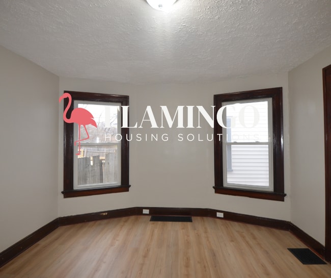 Building Photo - 1021 Cumberland Ave