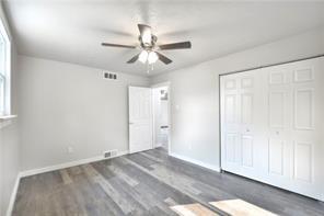 Building Photo - 2329 McKees Rocks Rd
