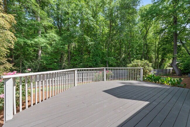Building Photo - 102 Fen Way