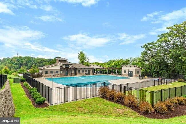 Building Photo - 8479 Randell Rdg Rd