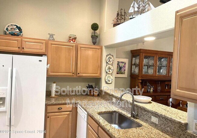 Building Photo - 5569 Cord Grass Ln