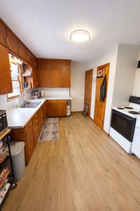 Building Photo - 2109 Main St