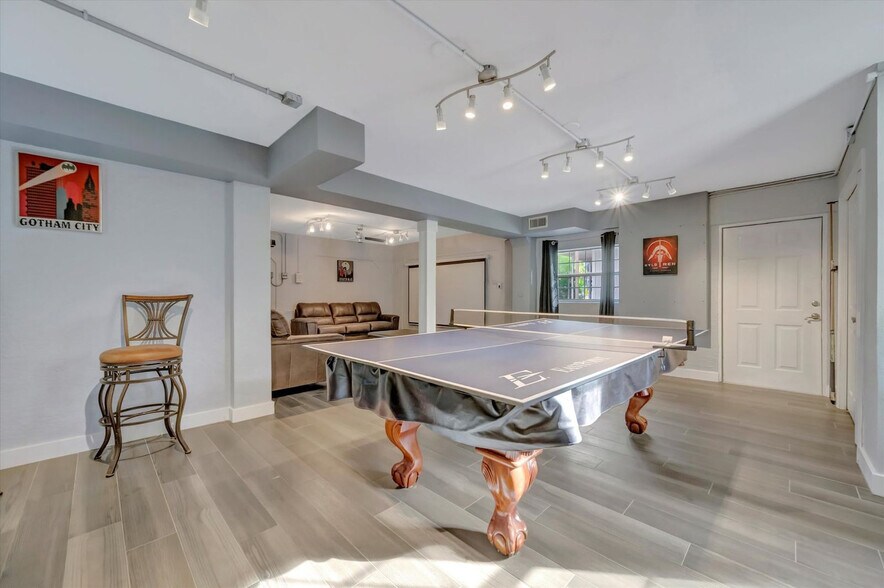 Building Photo - 763 Jacqueline Ln