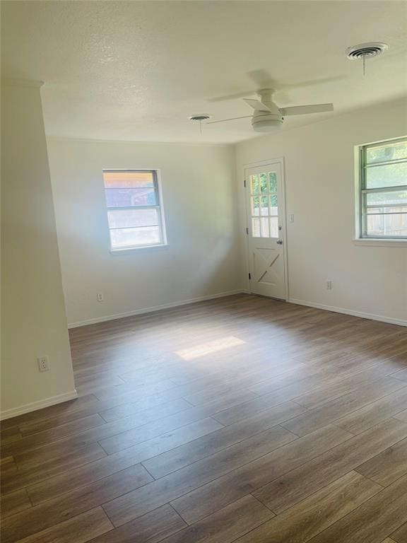 Building Photo - 1929 Meeker Dr