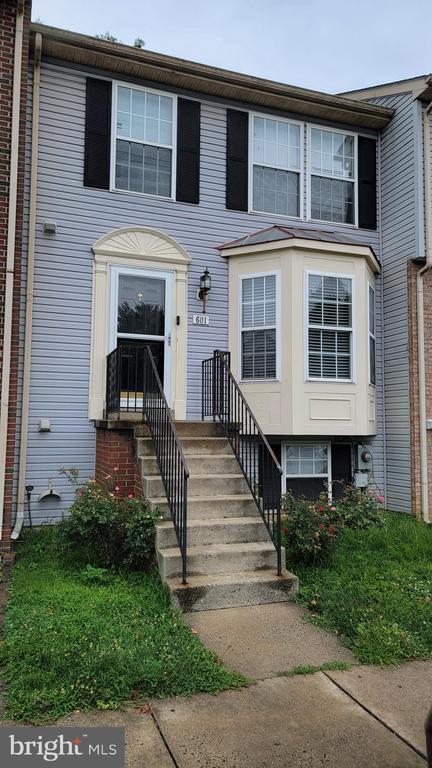 Building Photo - 601 Primus Ct