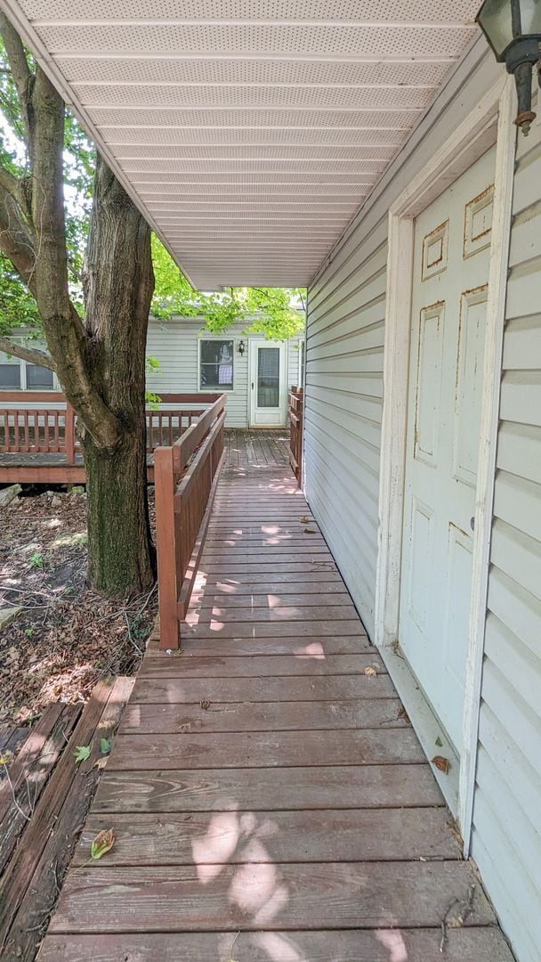Building Photo - Short Walk from Ball State's Campus! Updated & Spacious home!