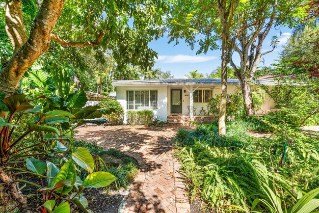 Building Photo - 4131 Lybyer Ave