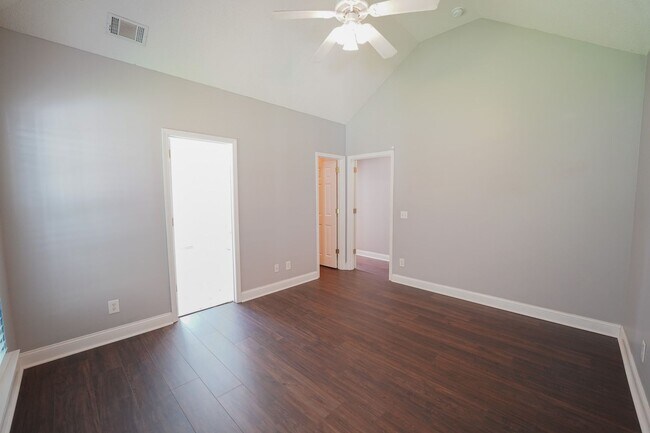 Building Photo - Coming Available!