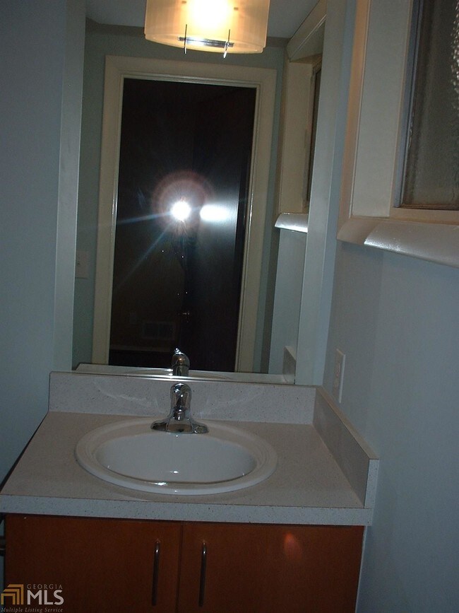 Building Photo - 3046 Briarcliff Rd NE