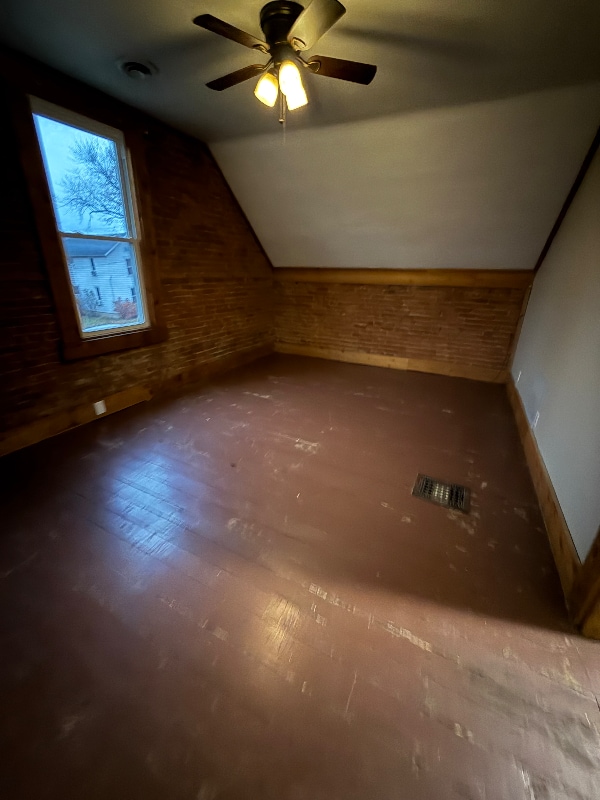 Building Photo - 133 Defiance Ave