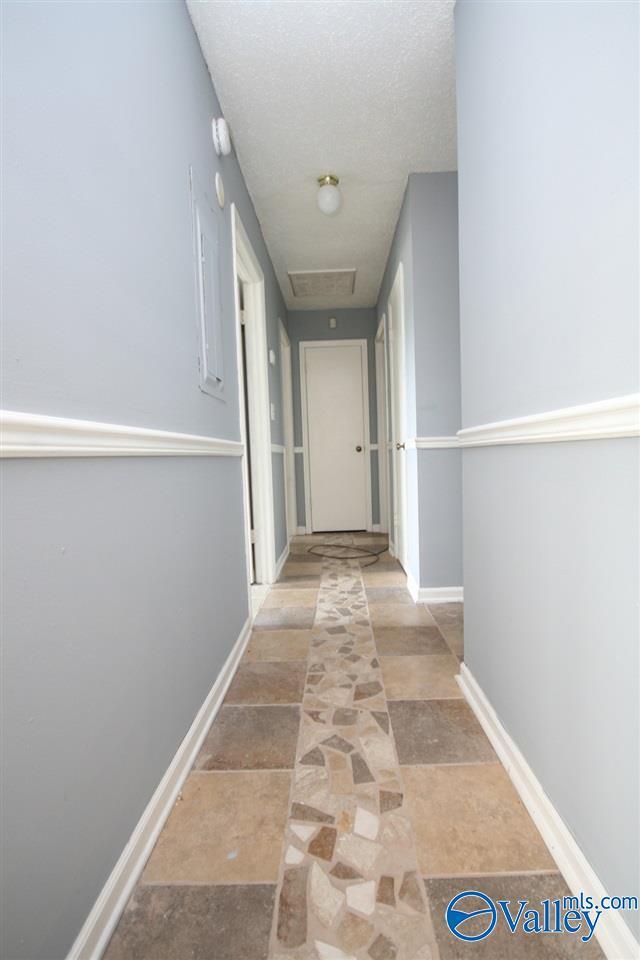 Building Photo - 2901 Cochise Cir NW