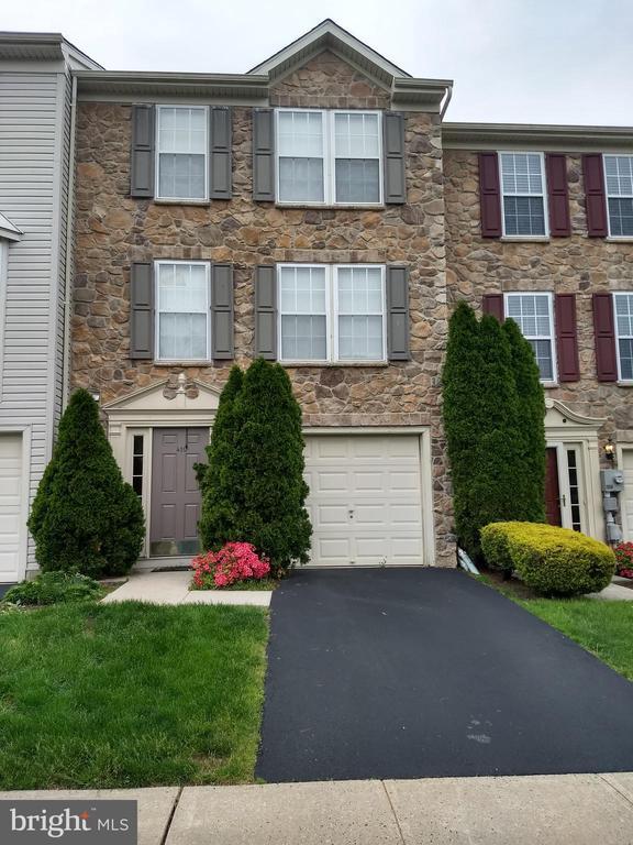 Building Photo - 410 Terrace Dr