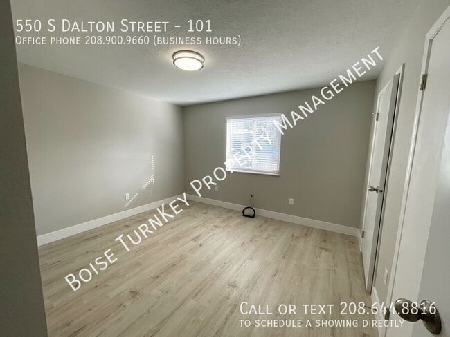 Building Photo - 550 S Dalton Ln