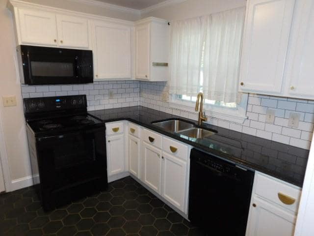 Building Photo - 482 Hyde Dr NE