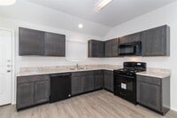 Building Photo - 8603 Hilda Oaks Dr