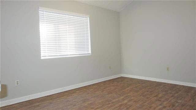 Building Photo - 302 Brookhaven Ct