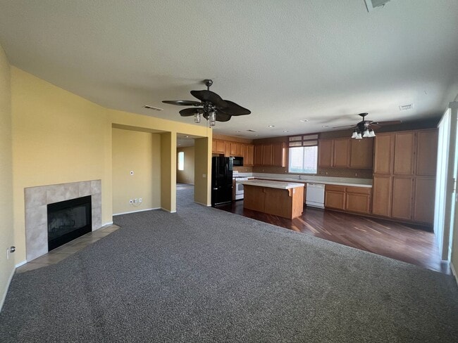Building Photo - Beautiful home on cul-de-sac!!!