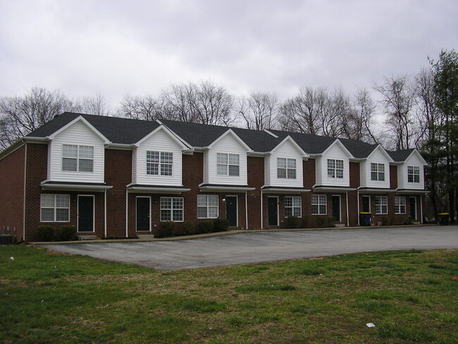 Primary Photo - 109 Hillridge Ct