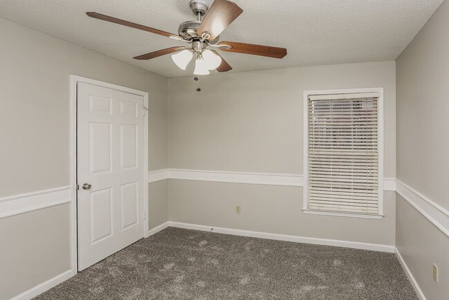 Building Photo - 8828 Chimneyrock Blvd.