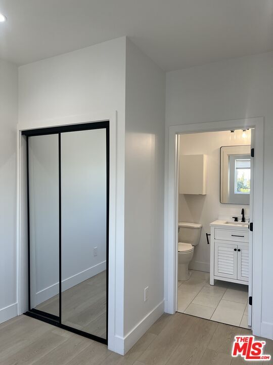 Building Photo - 212 E 29th St