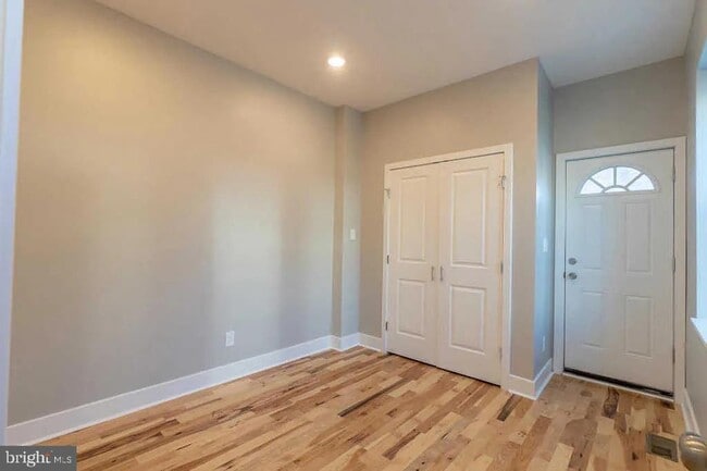 Building Photo - 2000 S Opal St