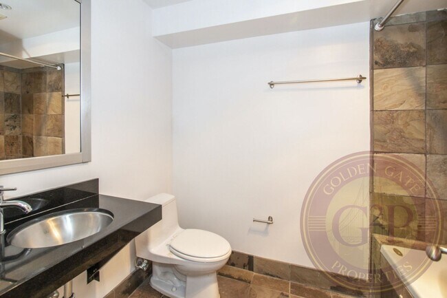 Building Photo - SoMa - 1 BR, 2 BA Loft 951 Sq. Ft. - 3D Vi...