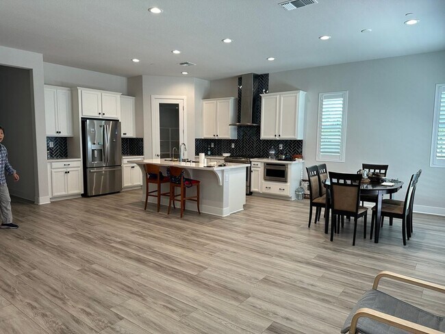 Building Photo - Epic REA - Brighton Landing Village 3 BR/2 BA Home Built in 2022 on 1 Level - Vacaville