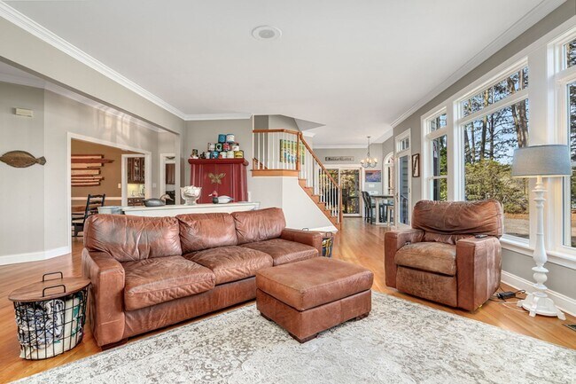 Building Photo - 14279 Eastfield Dr