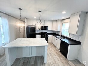 Building Photo - 5292 Commander Ct