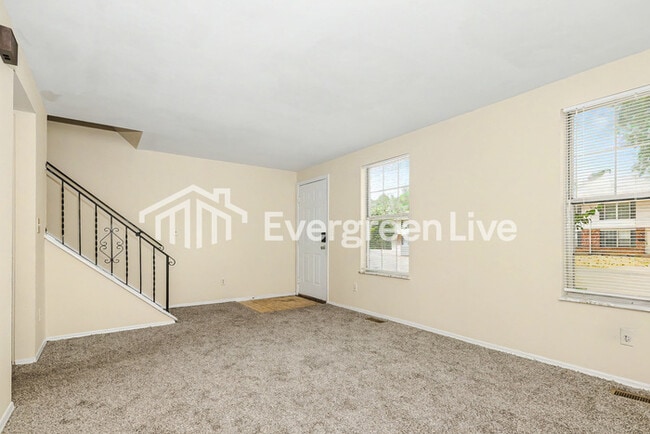 Building Photo - 8305 Mt Carmel St
