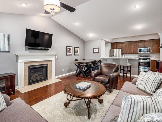 Building Photo - 7021 Kinsale Ln