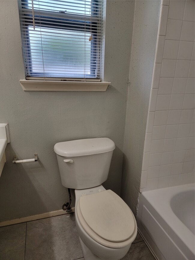 Building Photo - 18506 Andalusian Dr