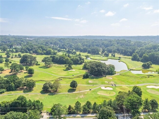 Building Photo - 235 Hillside Dr NW