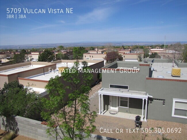 Building Photo - City and Mountain Views! The Aerie at High...