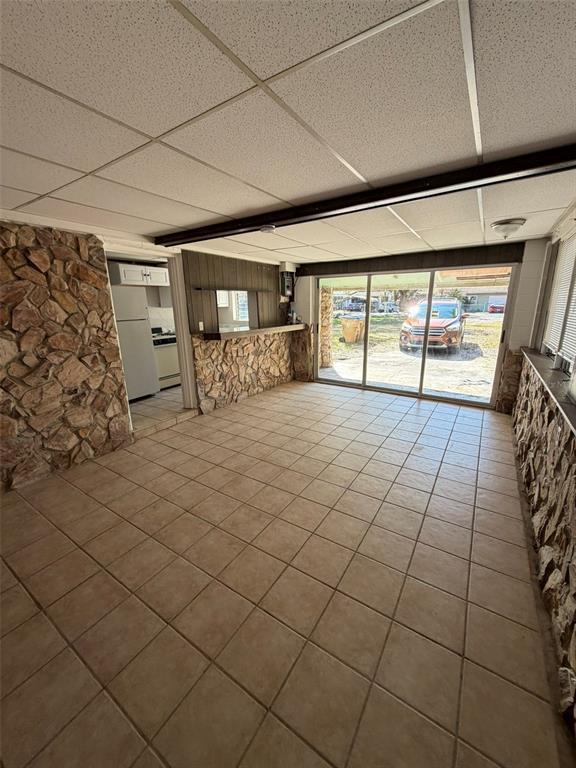 Building Photo - 719 E Martin St