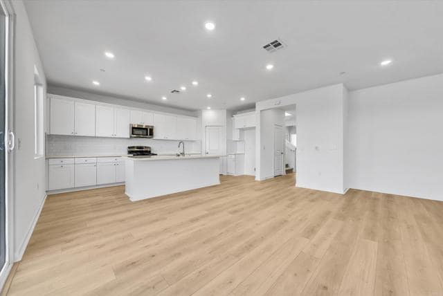 Building Photo - 34566 Sakura Ln