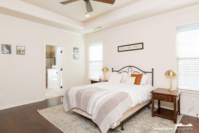 Building Photo - Stunning home in Hamptons Subdivision w/an office! Near Stonebridge Meadows GC!