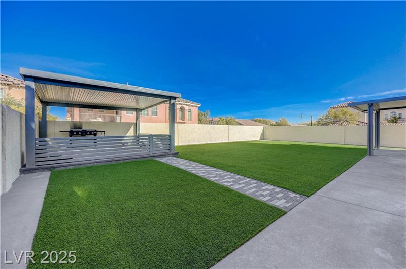 Backyard - 9738 Bear Trap Ct