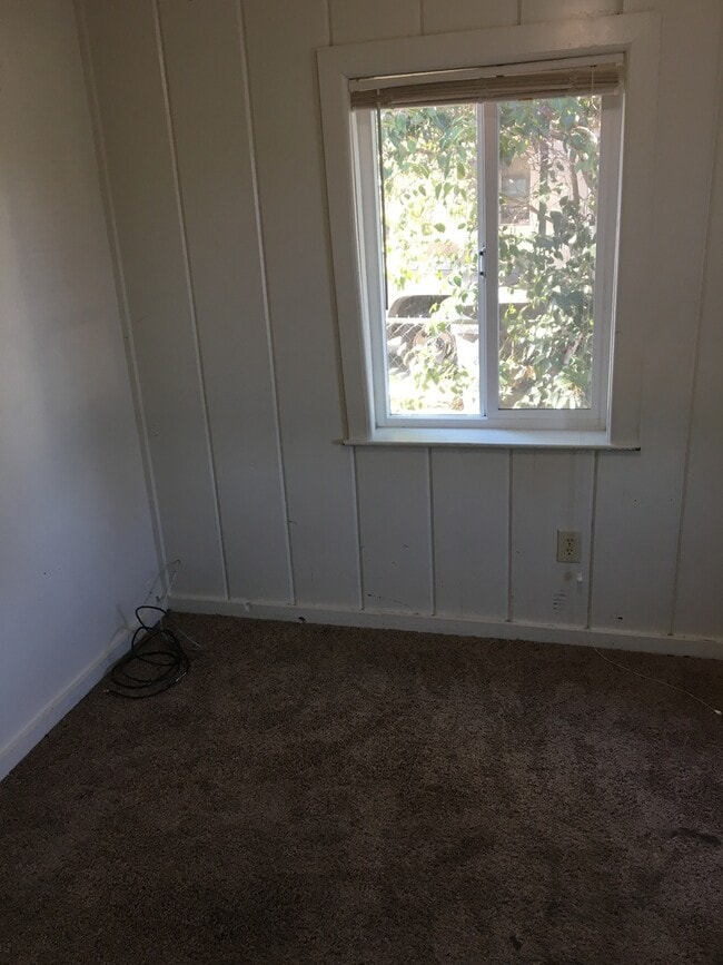 Building Photo - Quaint House in Ripon!