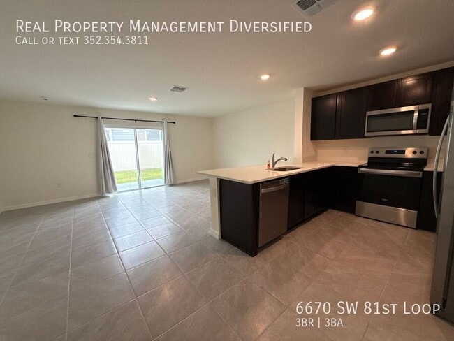 Building Photo - 6670 SW 81st Lp