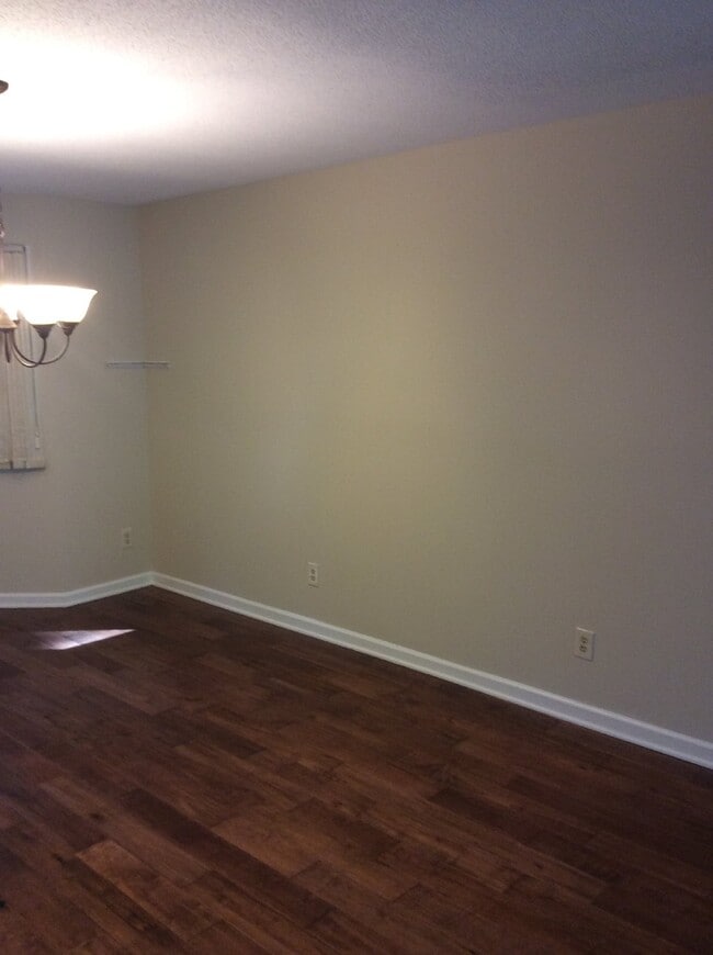 Building Photo - Hilton Head Plantation Ranch Style Home With Lagoon View!