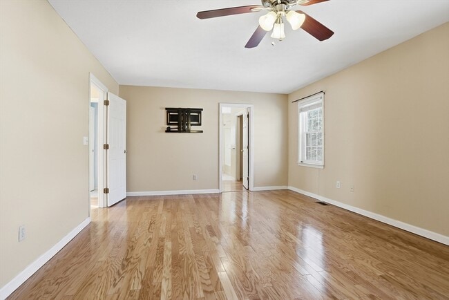 Building Photo - 1 Ernies Dr