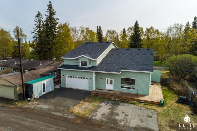 Building Photo - 2454 Tulik Dr