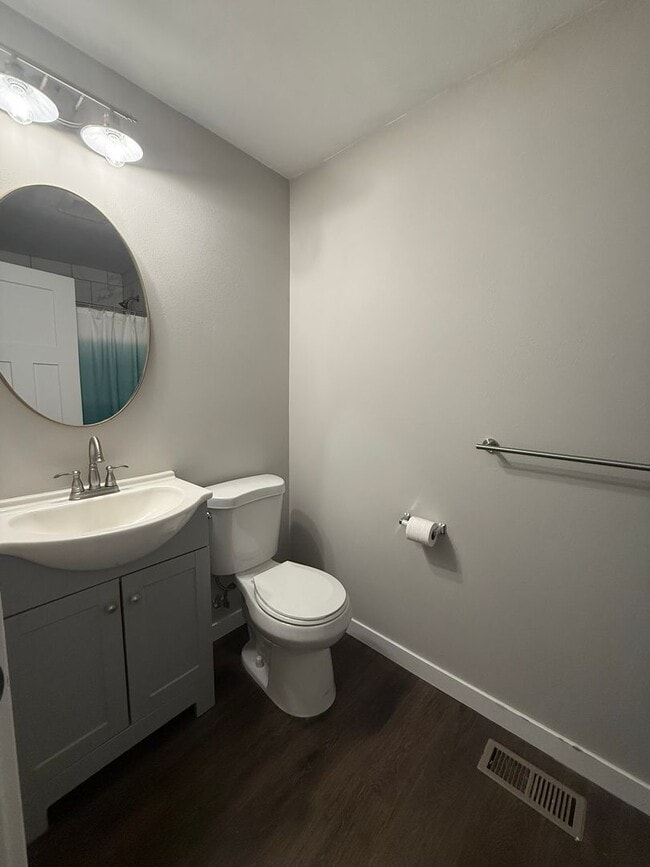 Primary Photo - Beautifully renovated Pet Friendly Two Bed...