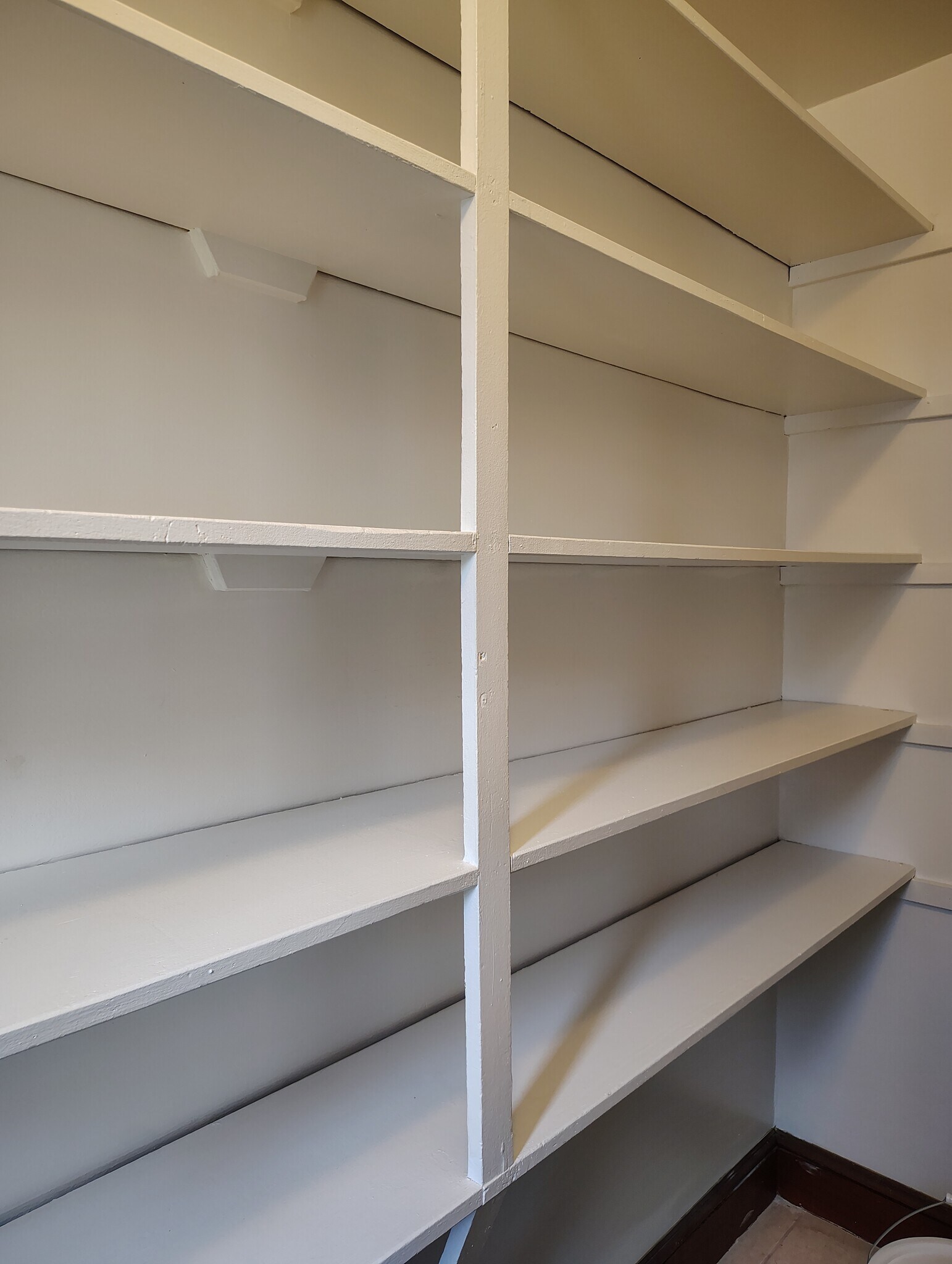 Building Photo - 45 Ardmore St