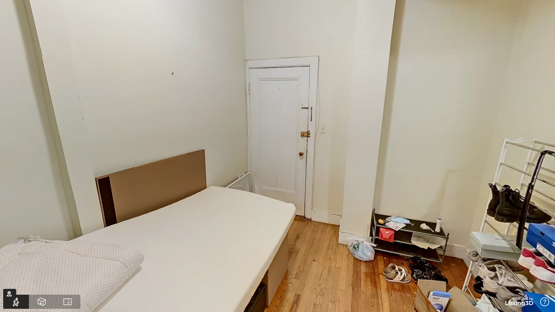 Building Photo - 126 Warren St