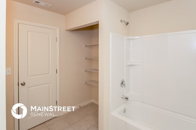 Building Photo - 48 Culver Ridge Dr